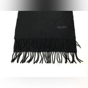 Moschino  merino wool scarf in black Italy
